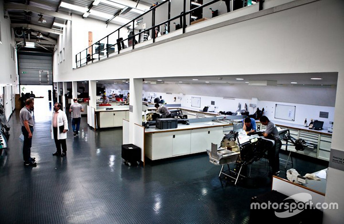 Mercedes-fabriek Brackley