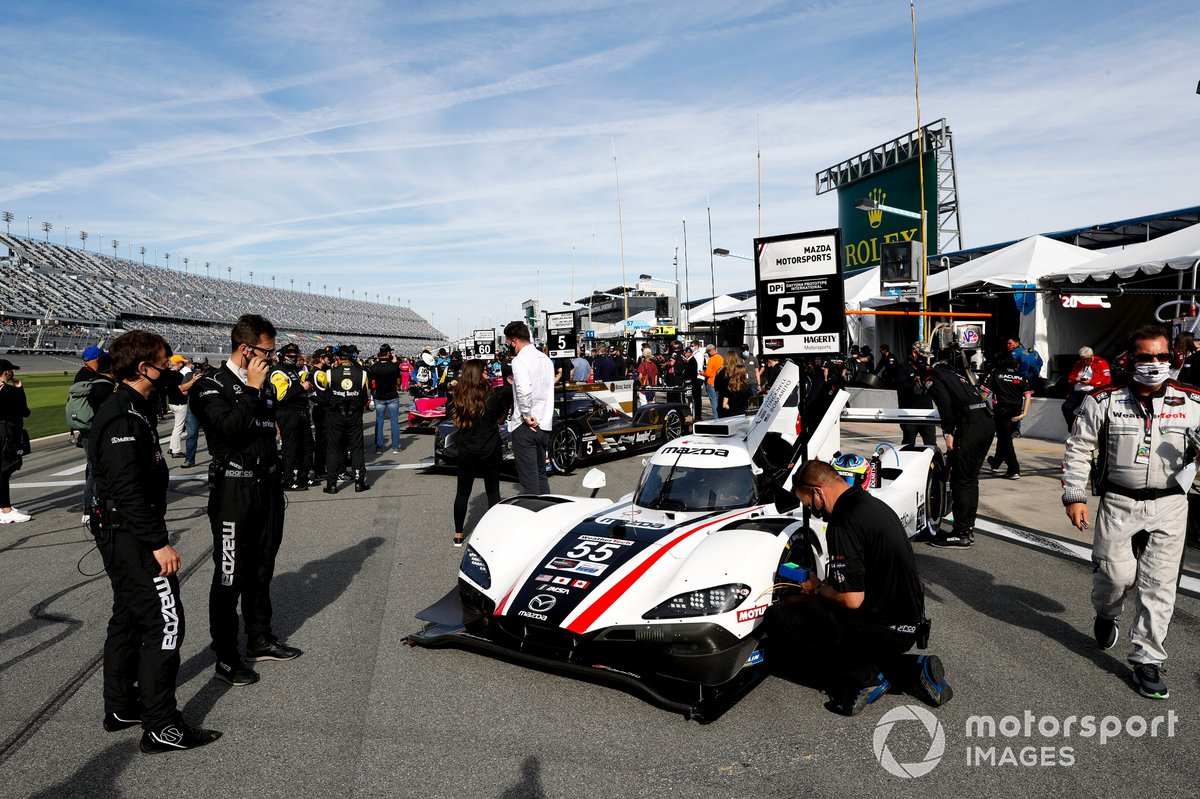 #55 Mazda Motorsports Mazda DPi, DPi: Oliver Jarvis, Harry Tincknell, Jonathan Bomarito