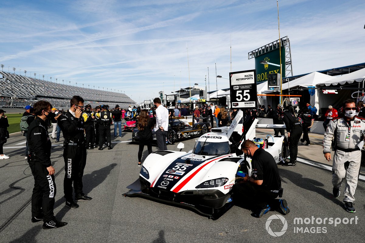 #55 Mazda Motorsports Mazda DPi, DPi: Oliver Jarvis, Harry Tincknell, Jonathan Bomarito 