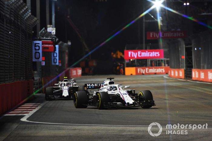 Lance Stroll, Williams FW41 y Sergey Sirotkin, Williams FW41