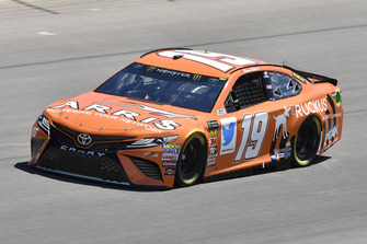 Daniel Suarez, Joe Gibbs Racing, Toyota Camry ARRIS
