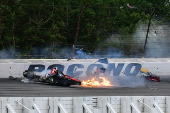 Crash : Robert Wickens, Schmidt Peterson Motorsports Honda, James Hinchcliffe, Schmidt Peterson Motorsports Honda, Ryan Hunter-Reay, Andretti Autosport Honda, Pietro Fittipaldi, Dale Coyne Racing Honda