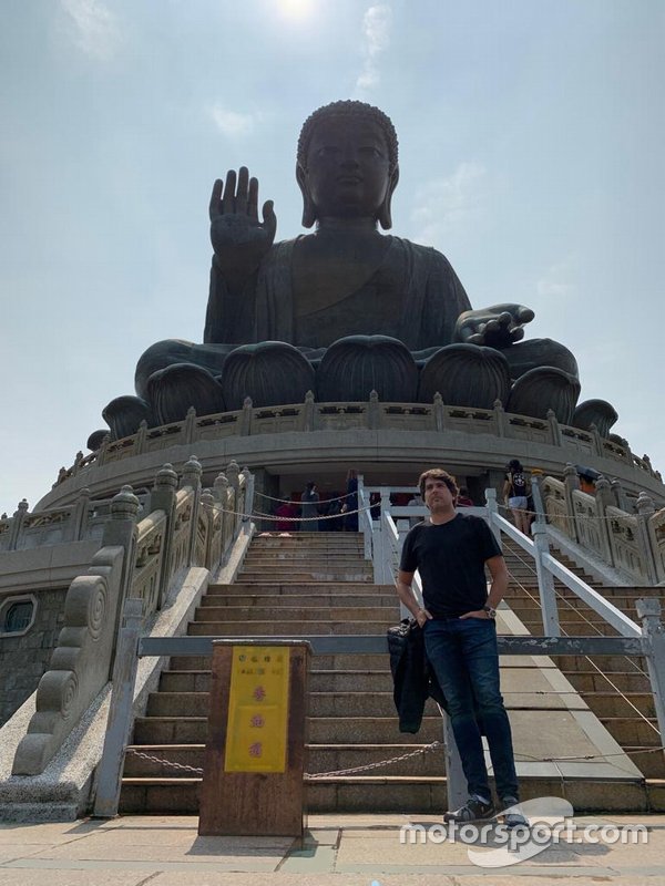 E no Oriente, também dá para visitar pontos turísticos