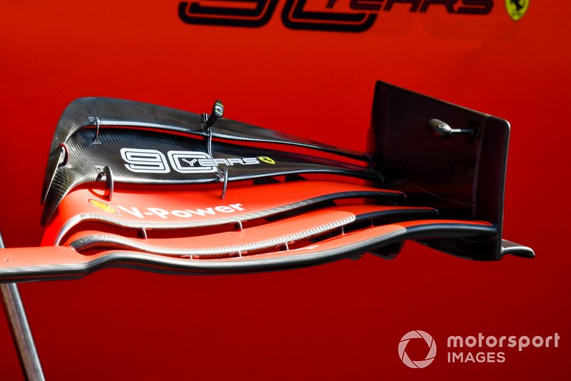 Ferrari SF90: Frontflügel