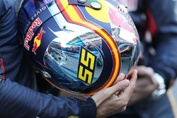 Il casco di Carlos Sainz Jr., Scuderia Toro Rosso
