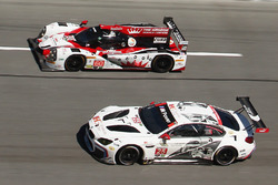 #25 BMW Team RLL BMW M6 GTLM: Bill Auberlen, Dirk Werner, Augusto Farfus, Bruno Spengler, #60 Michae