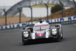 #1 Porsche Team Porsche 919 Hybrid: Timo Bernhard, Mark Webber, Brendon Hartley