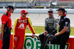 Dale Earnhardt Jr., Hendrick Motorsports Chevrolet, Jimmie Johnson, Hendrick Motorsports Chevrolet