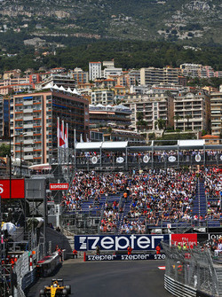 Kevin Magnussen, Renault Sport F1 Team RS16