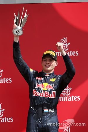 Max Verstappen, Red Bull Racing celebra su tercer puesto en el podio