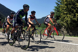 Jorge Lorenzo con el ciclista colombiano Nairo Quintana