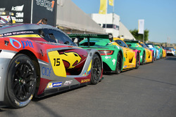 #15 Team Marc VDS Renault RS01: Tanart Sathienthirakul, Fran Rueda