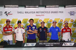 Andrea Iannone, Ducati Team; Cal Crutchlow, LCR Honda; Valentino Rossi, Movistar Yamaha MotoGP; Marc Marquez, Repsol Honda Team; Maverick Viñales, Team Suzuki Ecstar MotoGP; Andrea Dovizioso, Ducati Team at Press Conference