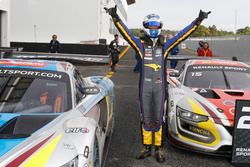 Le vainqueur #9 Team Marc VDS Renault RS01: Fabian Schiller