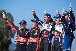 Thierry Neuville, Nicolas Gilsoul, Hyundai i20 WRC, Hyundai Motorsport; Sébastien Ogier, Julien Ingr