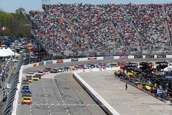 Départ : Joey Logano, Team Penske Ford, en tête