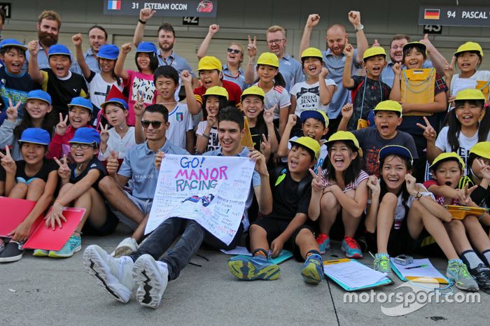 Pascal Wehrlein, Manor Racing y Esteban Ocon, Manor Racing