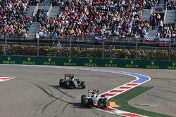 Romain Grosjean, Haas F1 Team VF-16
