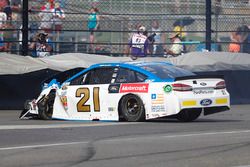 Crash: Ryan Blaney, Wood Brothers Racing, Ford