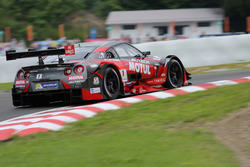 #1 MOTUL AUTECH GT-R