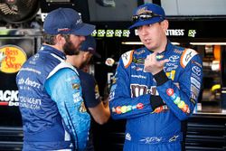 Kyle Busch, Joe Gibbs Racing Toyota Martin Truex Jr., Furniture Row Racing Toyota