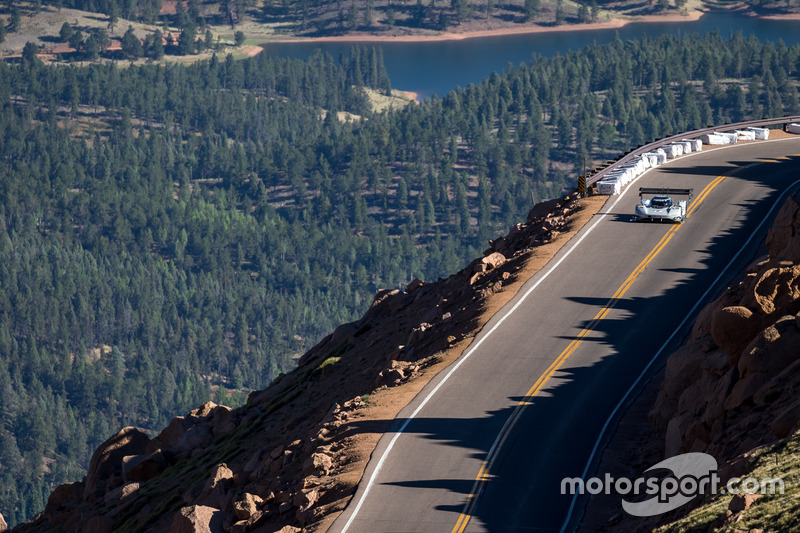 #94 Romain Dumas, Volkswagen I.D. R Pikes Peak