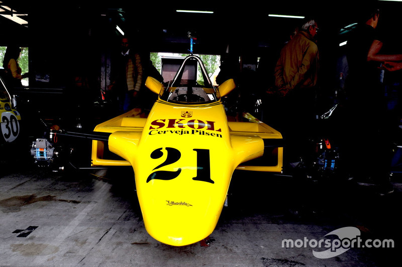 Abitacolo Fittipaldi F7