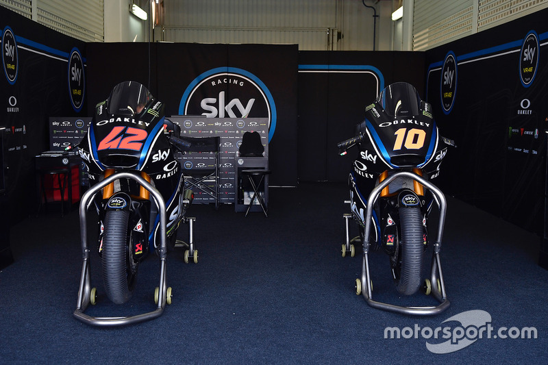 Motos de Francesco Bagnaia, Sky Racing Team VR46, Luca Marini, Sky Racing Team VR47