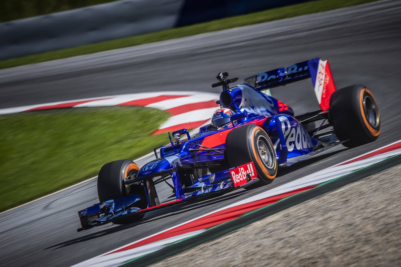 Marc Marquez maneja el Toro Rosso F1