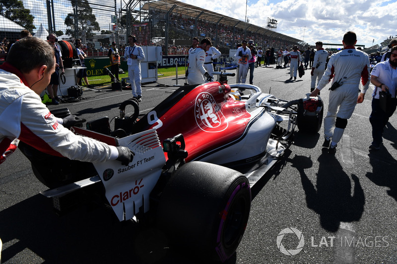 Marcus Ericsson, Sauber C37 en la parrilla