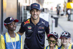 Daniel Ricciardo, Red Bull Racing et de jeunes fans