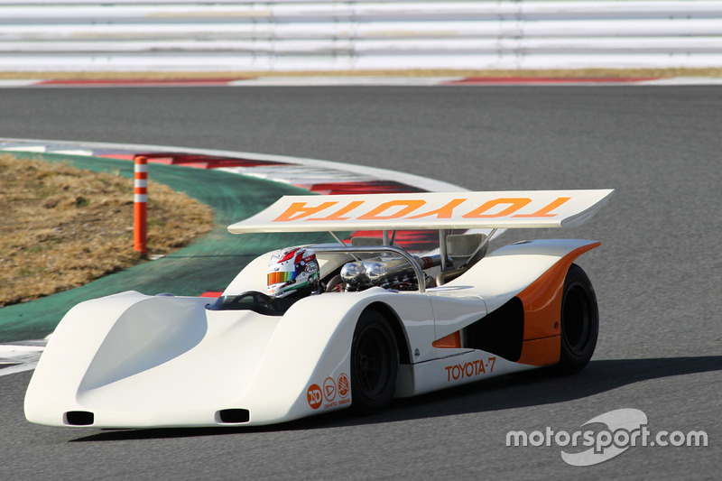 TOYOTA 7