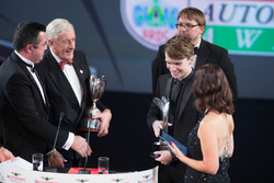 Eric Boullier, Racing Director, McLaren, presents the McLaren Autosport BRC Award to Dan Ticktum