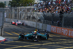 Oliver Turvey, NIO Formula E Team, leads Felix Rosenqvist, Mahindra Racing