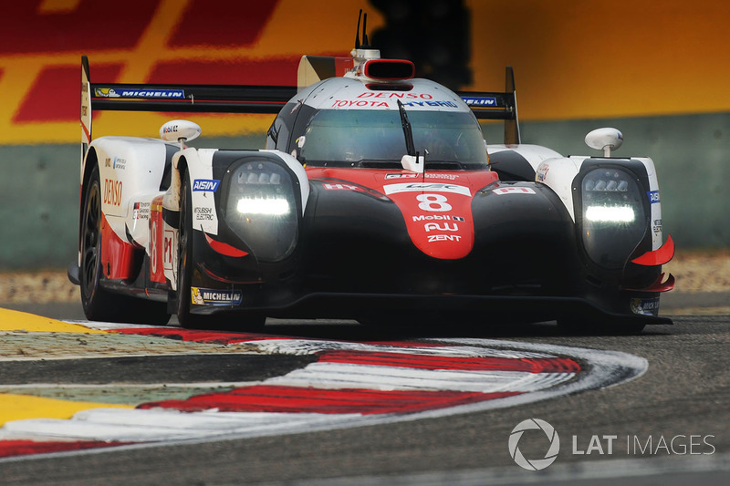 #8 Toyota Gazoo Racing Toyota TS050-Hybrid: Sebastien Buemi, Anthony Davidson, Kazuki Nakajima
