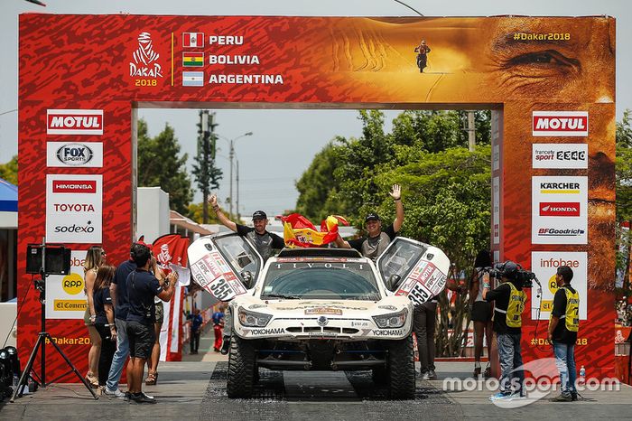 #355 SsangYong Tivoli DKR: Óscar Fuertes, Diego Vallejo