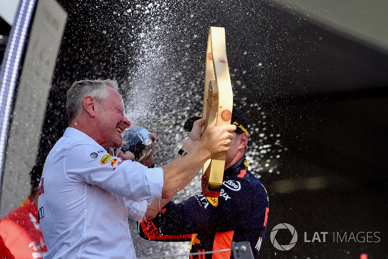 Jonathan Wheatley, Red Bull Racing Team Manager celebrates with the champagne on the podium