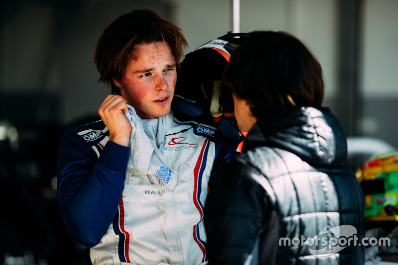 MP Motorsport: <img src="https://cdn-8.motorsport.com/static/img/cfp/0/0/0/200/208/s3/switzerland-3.jpg" alt="" width="20" height="12" /> Ральф Бошунг (№10)