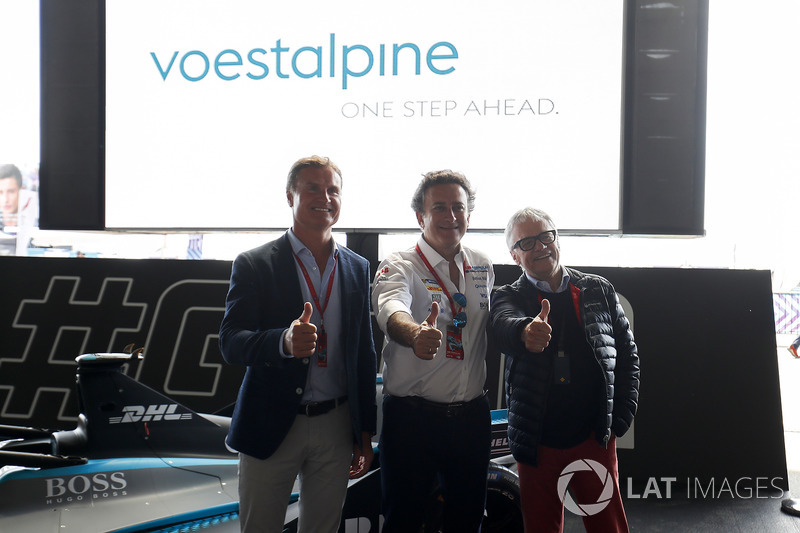 David Coulthard, piloto de carreras británico, presentador de televisión, Alejandro Agag, director ejecutivo de Formula E, Dr. Wolfgang Eder, presidente y CEO de Voestalpine AG