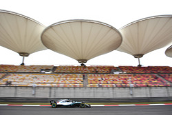 Lewis Hamilton, Mercedes-AMG F1 W09 EQ Power+