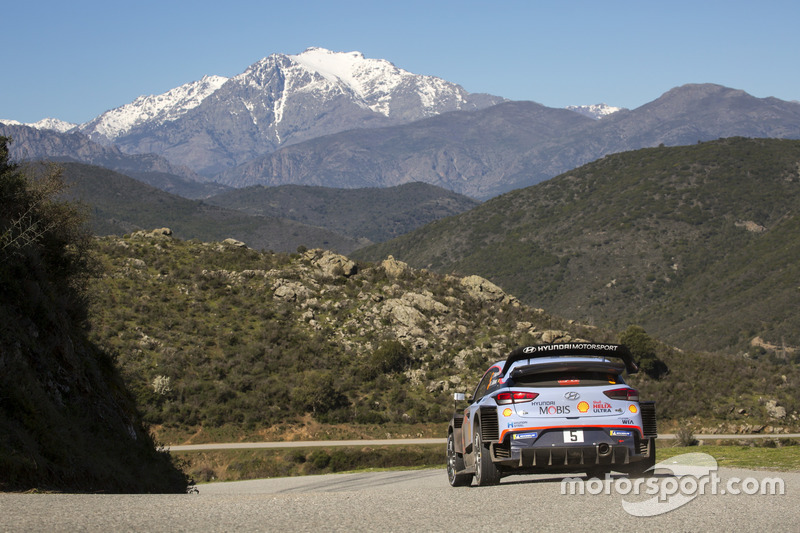 Thierry Neuville, Nicolas Gilsoul, Hyundai Motorsport Hyundai i20 Coupe WRC