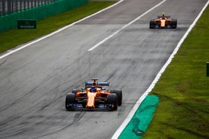 Fernando Alonso, McLaren MCL33, leads Stoffel Vandoorne, McLaren MCL33