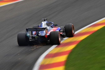 Brendon Hartley, Scuderia Toro Rosso STR13 sparks