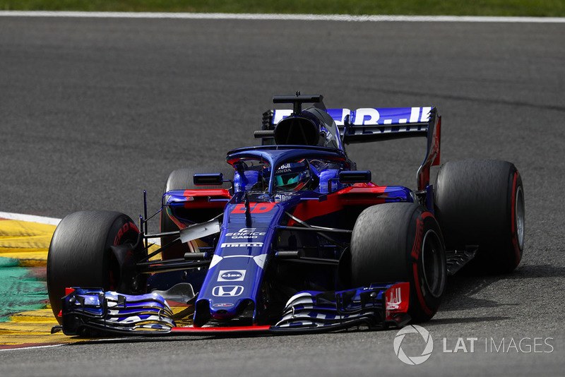 11: Brendon Hartley, Toro Rosso STR13, 1'43.865
