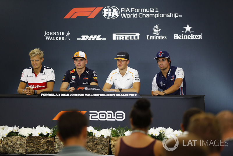 Marcus Ericsson, Sauber, Max Verstappen, Red Bull Racing, Stoffel Vandoorne, McLaren, et Lance Stroll, Williams Racing, en conférence de presse
