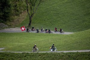 Participants à l'Alpenbrevet