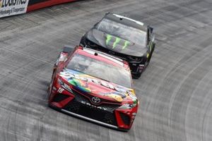 Race Winner Kyle Busch, Joe Gibbs Racing, Toyota Camry Skittles