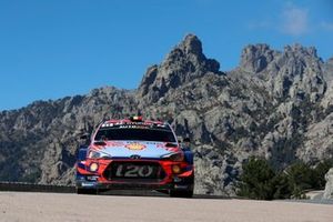 Thierry Neuville, Nicolas Gilsoul, Hyundai Motorsport Hyundai i20 Coupe WRC