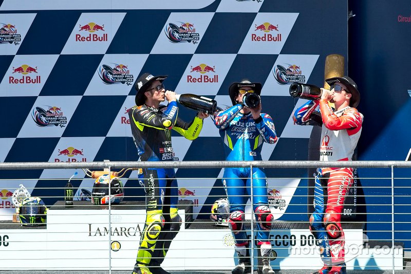 Podium: Ganador de la carrera Alex Rins, Team Suzuki MotoGP, 2º Valentino Rossi, Yamaha Factory Racing, 3º Jack Miller, Pramac Racing