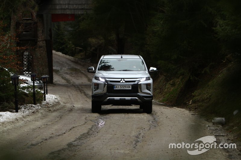 Mitsubishi L200